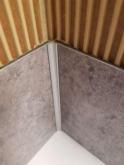 Photo de l'article ROTH Profils d''angle pour finition de panneaux muraux