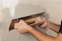 Autre photo du produit Taloche peigne avec manche en bois ferm�